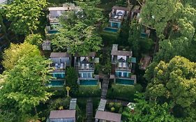 منتجع دينسو